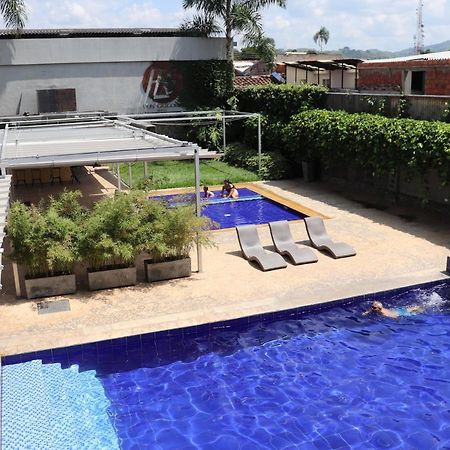 Hotel Don Gregorio Cartago Exteriér fotografie
