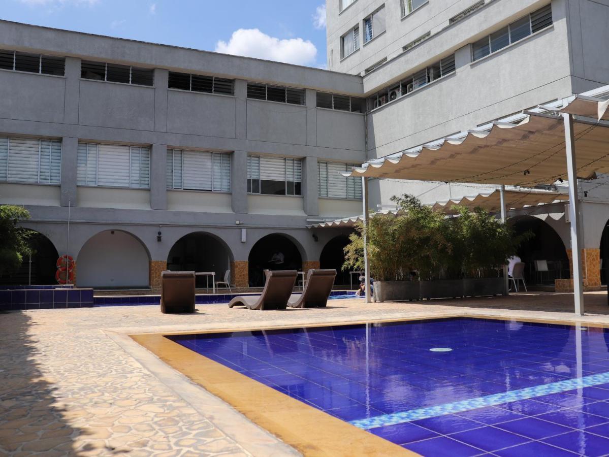 Hotel Don Gregorio Cartago Exteriér fotografie
