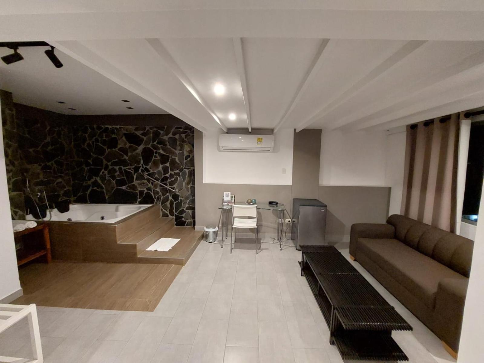 Hotel Don Gregorio Cartago Exteriér fotografie