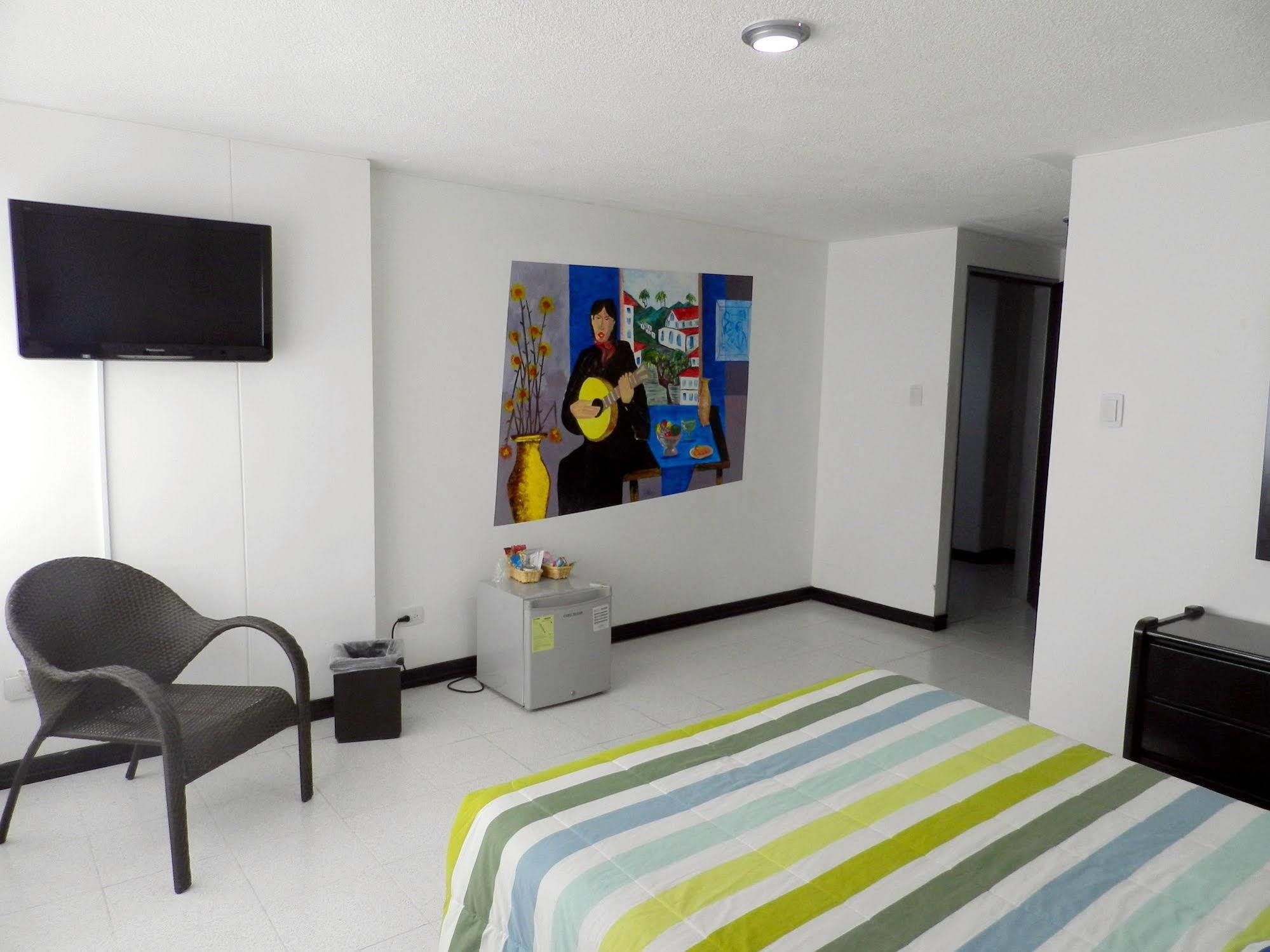 Hotel Don Gregorio Cartago Exteriér fotografie