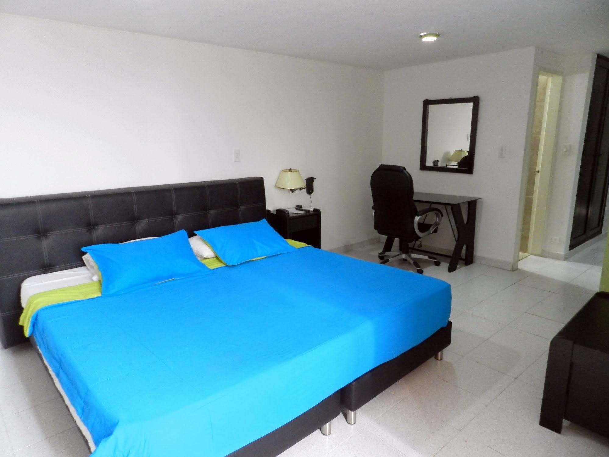 Hotel Don Gregorio Cartago Exteriér fotografie